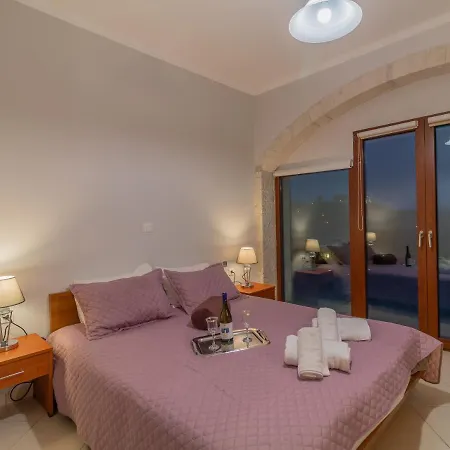 Spartakos Luxury 7 Villa