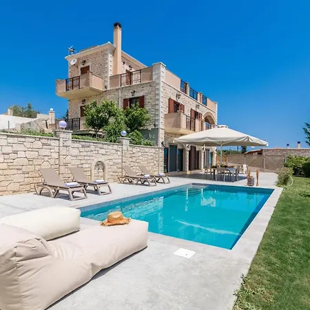 Spartakos Luxury 7 * Koukounariá